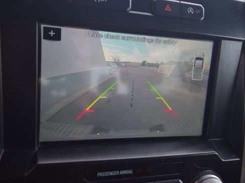 Used 2017 Ford F150 Lariat w/ Equipment Group 501A Mid image 10