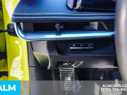 Used 2022 Chevrolet Corvette Stingray w/ Z51 Performance Package image 31