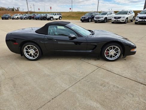 Used 2001 Chevrolet Corvette Convertible w/ Preferred Equipment Group2 image 2