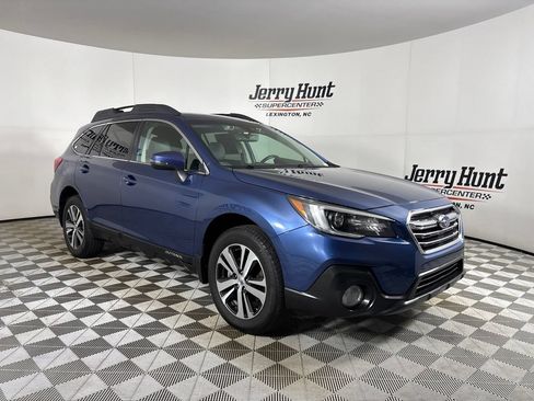 Used 2019 Subaru Outback 2.5i Limited w/ Popular Package #2 AWD/4WD image 5