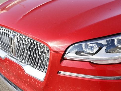 Used 2020 Lincoln Aviator Reserve w/ Equipment Group 202A image 11