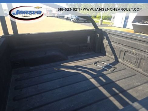 Used 2023 Jeep Gladiator Sport AWD/4WD image 23
