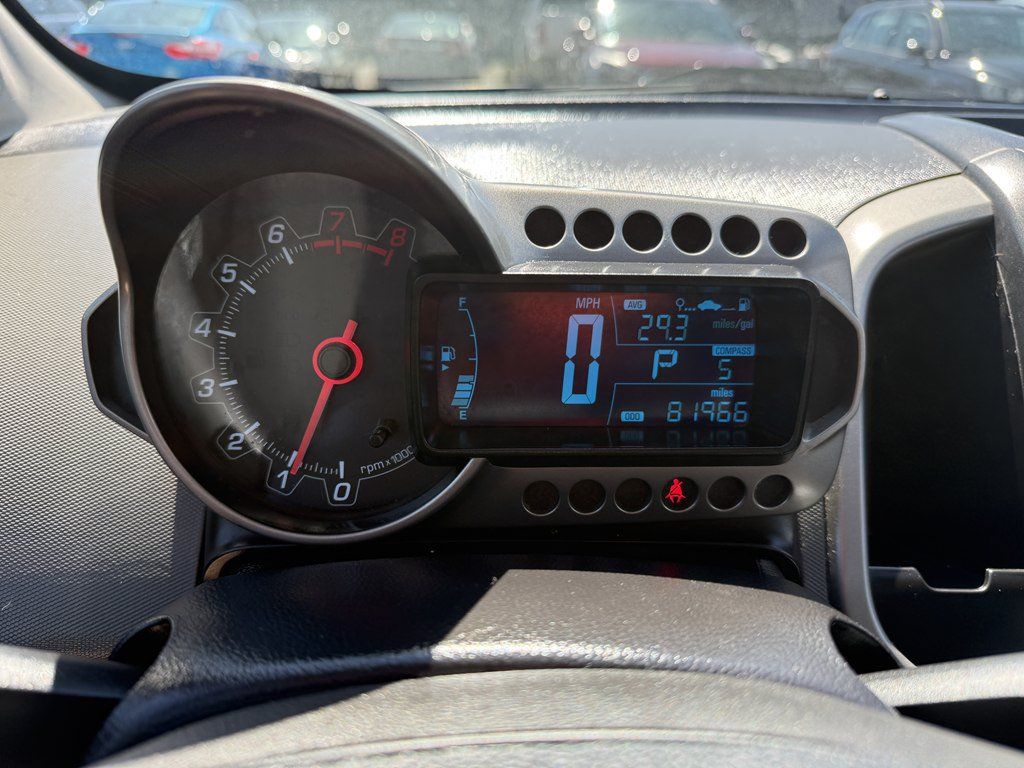 Used 2015 Chevrolet Sonic LT FWD image 21