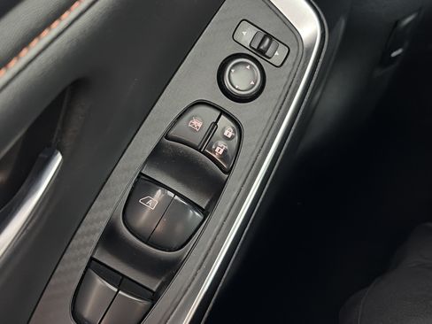 Used 2023 Nissan Sentra SR FWD image 30