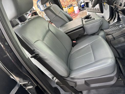 Used 2015 Ford F250 XL w/ Power Equipment Group AWD/4WD image 21