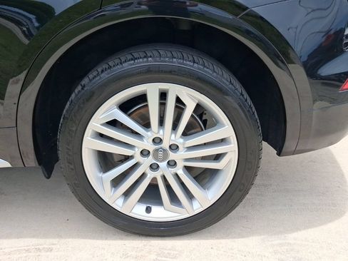 Used 2018 Audi Q5 Prestige w/ Prestige Package AWD/4WD image 4