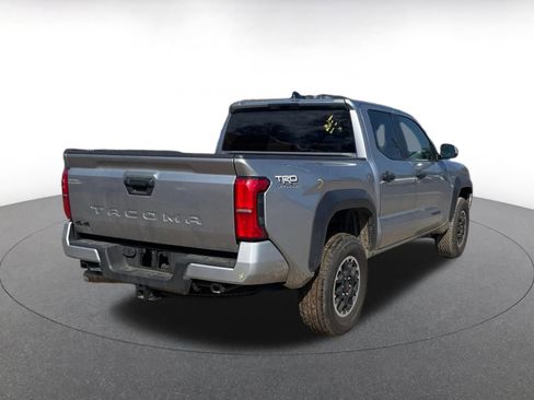 Used 2025 Toyota Tacoma TRD Off-Road image 15