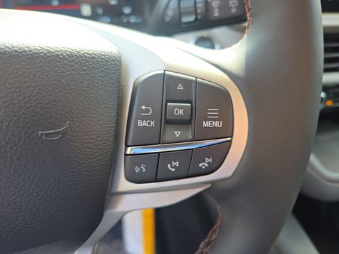 New 2026 Ford Explorer Active w/ Active Comfort Package AWD/4WD image 18