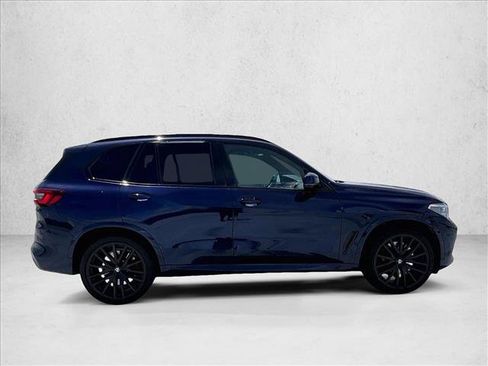 Used 2021 BMW X5 M50i AWD/4WD image 5