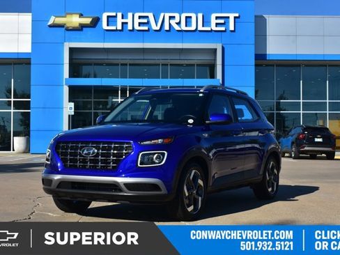 Used 2024 Hyundai Venue Limited image 1