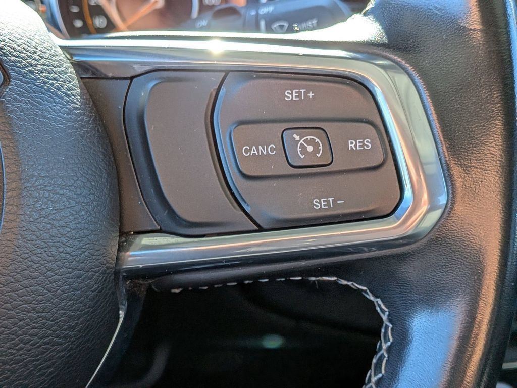 Used 2021 Jeep Wrangler Unlimited Sahara w/ Uconnect 4C Nav & Sound Group AWD/4WD image 13