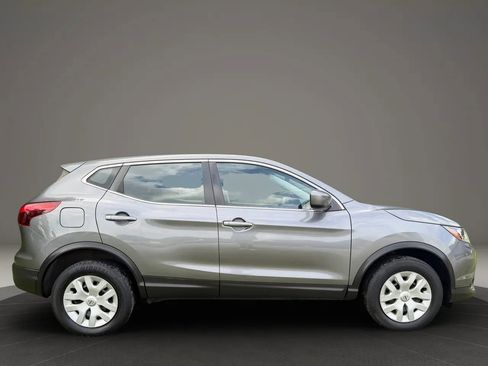 Used 2018 Nissan Rogue Sport S AWD/4WD image 6