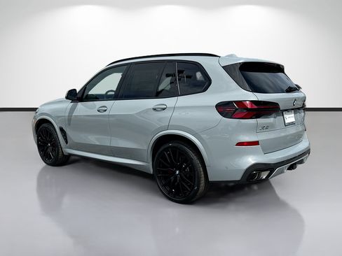 New 2026 BMW X5 sDrive40i w/ M Sport Package RWD image 5