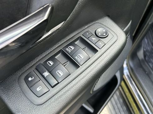 Used 2022 RAM 1500 Big Horn w/ Built-to-serve Edition AWD/4WD image 16