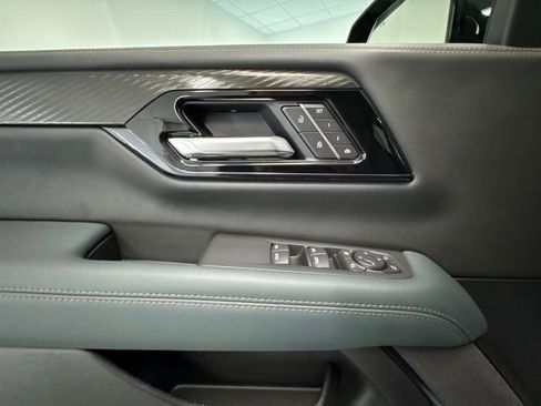 Used 2026 GMC Yukon AT4 image 16