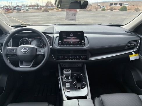 New 2026 Nissan Rogue SV FWD image 15