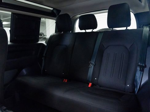 Used 2022 Land Rover Defender 90 image 15
