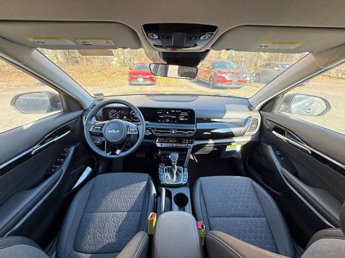 New 2025 Kia Seltos X-Line image 23
