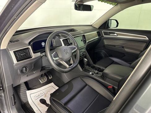Used 2022 Volkswagen Atlas SEL AWD/4WD image 17