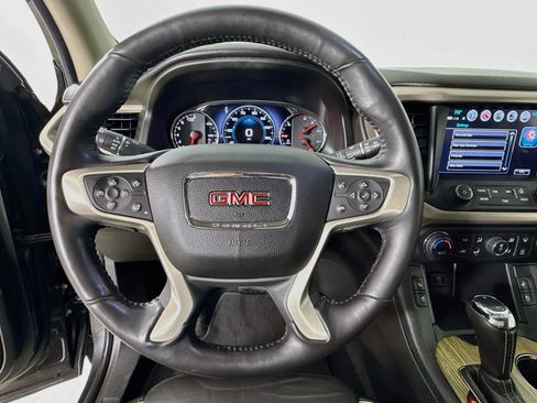 Used 2017 GMC Acadia Denali w/ Technology Package AWD/4WD image 13