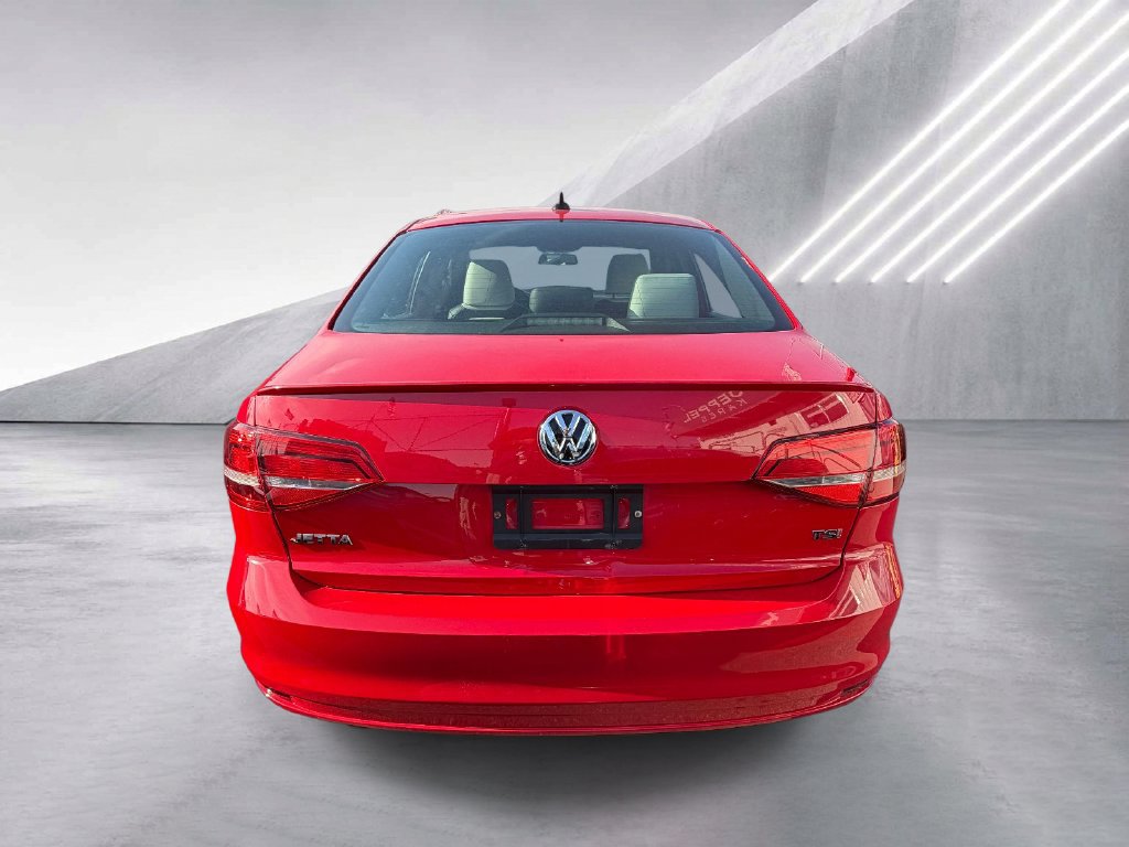 Used 2015 Volkswagen Jetta Sport FWD image 5