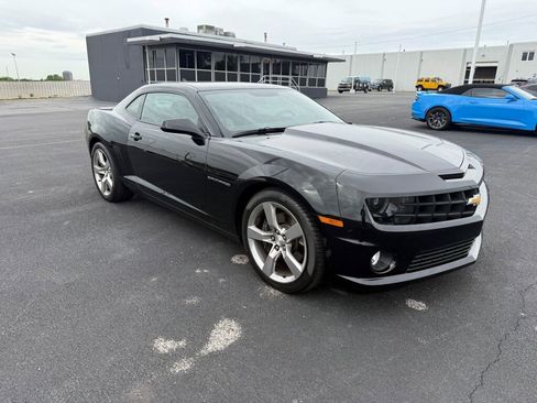 Used 2011 Chevrolet Camaro SS w/ RS Package RWD image 2