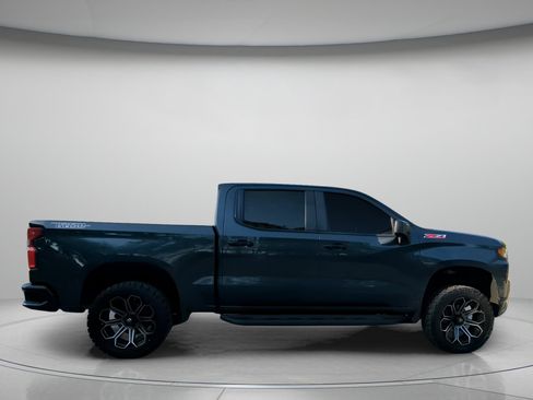 Used 2019 Chevrolet Silverado 1500 Custom Trail Boss w/ Custom Convenience Package AWD/4WD image 32
