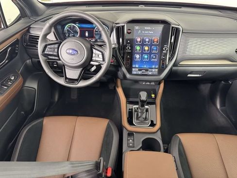 Certified 2025 Subaru Forester Touring AWD/4WD image 5