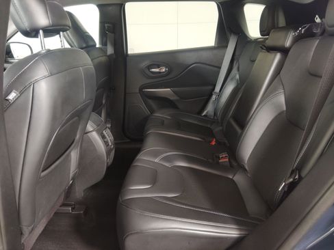 Used 2021 Jeep Cherokee Latitude Plus w/ Sun & Sound Group image 15