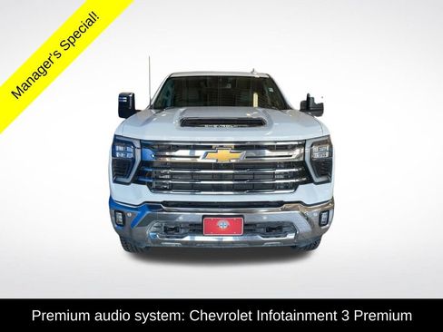 Used 2025 Chevrolet Silverado 2500 LTZ w/ LTZ Convenience Package AWD/4WD image 15