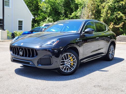 Used 2023 Maserati Grecale Modena AWD/4WD image 1