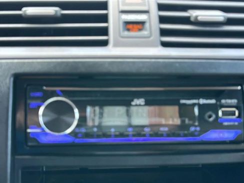 Used 2009 Kia Borrego EX w/ Premium Pkg RWD image 37