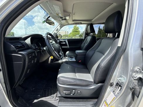 Used 2015 Toyota 4Runner SR5 Premium AWD/4WD image 30