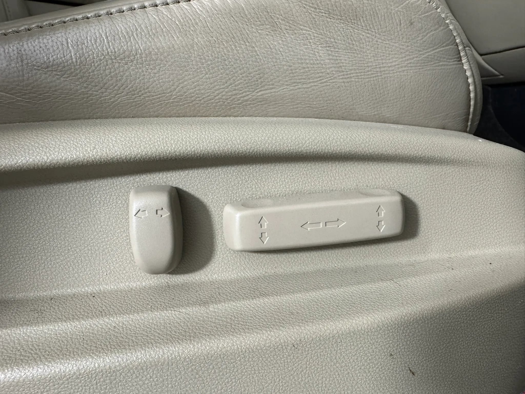 Used 2017 Acura MDX SH-AWD image 36