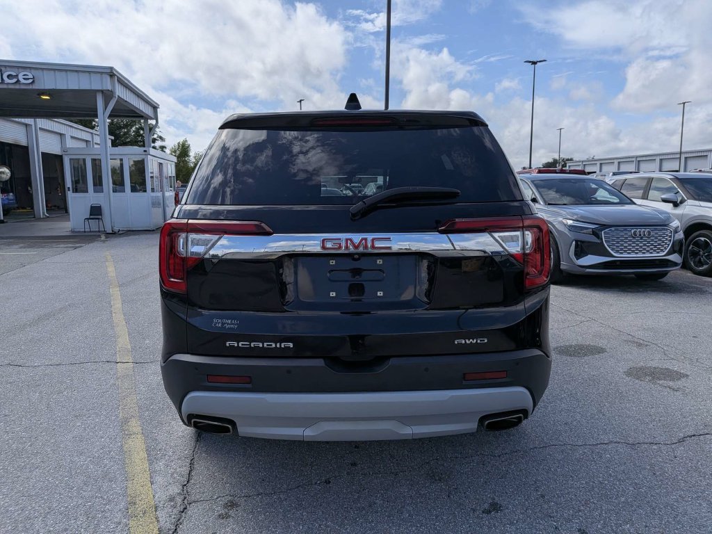Used 2020 GMC Acadia SLE w/ LPO, Floor Liner Package AWD/4WD image 4