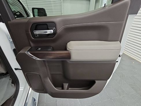 Used 2019 GMC Sierra 1500 SLT w/ SLT Premium Package AWD/4WD image 40