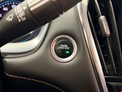 Certified 2020 Chevrolet Traverse LT image 16