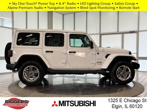 Used 2021 Jeep Wrangler Unlimited Sahara image 9