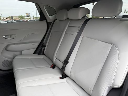 Used 2024 Hyundai Kona Limited image 35