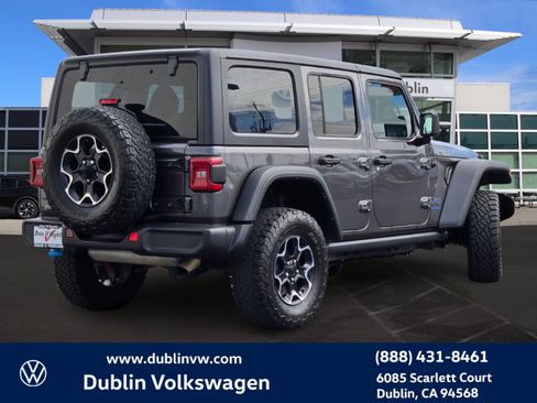 Used 2023 Jeep Wrangler Unlimited Rubicon 4xe w/ Cold Weather Group AWD/4WD image 4