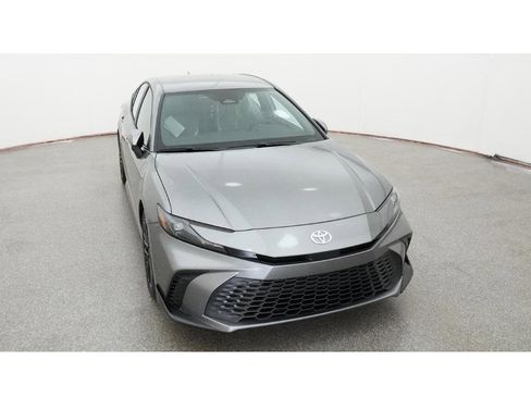 New 2026 Toyota Camry SE image 14