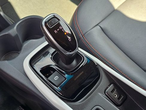Used 2015 Volkswagen GTI 4-Door FWD image 33