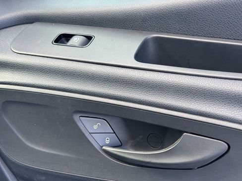 Used 2019 Mercedes-Benz Sprinter 170 w/ Chrome Grille Package image 15