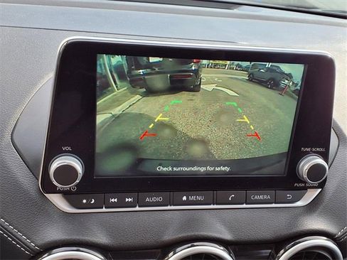 Used 2025 Nissan Sentra SV image 6