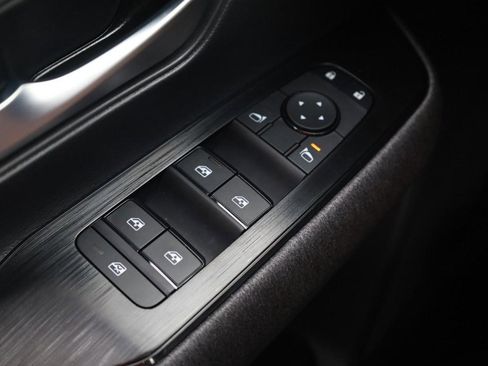 New 2026 Nissan Kicks SV image 18