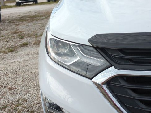 Used 2021 Chevrolet Equinox LT image 9