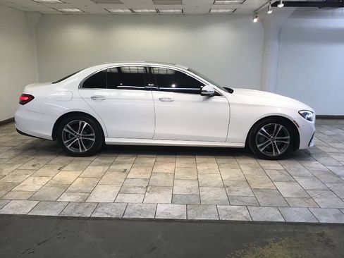 Used 2021 Mercedes-Benz E 350 4MATIC Sedan w/ Premium Package image 2