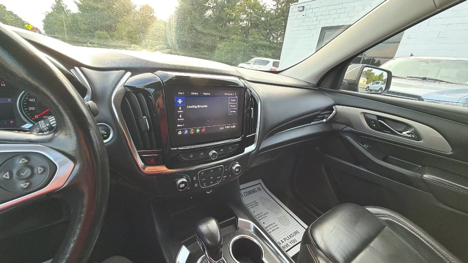 Used 2021 Chevrolet Traverse LT AWD/4WD image 29