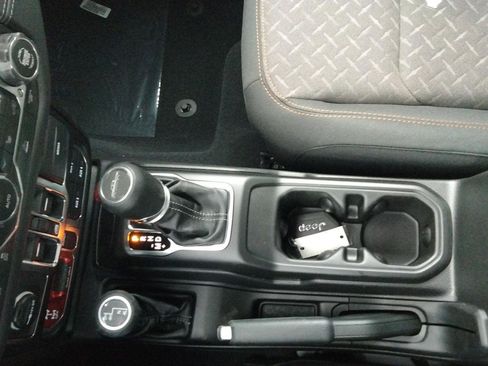 New 2026 Jeep Gladiator Mojave image 25