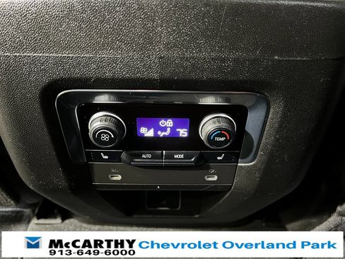 Used 2022 Chevrolet Tahoe Z71 w/ Luxury Package image 30